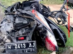 Dihantam Truk, Pemotor Wnita di Driyorejo Gresik Tewas di Lokasi