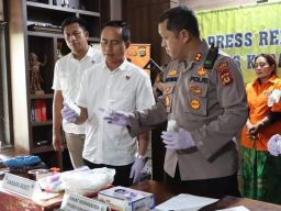 Petugas Kepolisian Karangasem Amankan Komplotan Pengedar Sabu