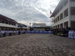 BNN Gelorakan War On Drugs dalam Upacara di SMPN 3 Banda Aceh