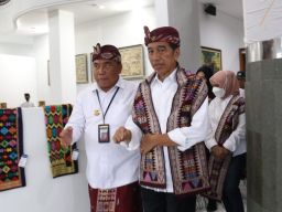 Presiden Jokowi : Apresiasi Sentra Tenun Jembrana