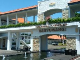 Gandeng Prof Yohanes Surya, Banyuwangi Rintis Pengembangan Pusat Sains