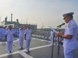 Serah Terima Tongkat Komando Komandan KRI Karel Satsuit Tubun-356