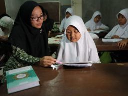 Pemberian Insentif dari Ganjar, Bikin Guru Ngaji di Kudus Lebih Bersemangat