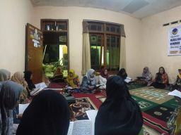 9.999 Warga Jatim Gelar Khotmil Quran Binnadhor untuk Anies Baswedan