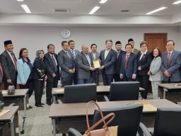 Bertemu Walikota Nara, Jepang, Ketua DPD RI Konkretkan Rencana Sister City