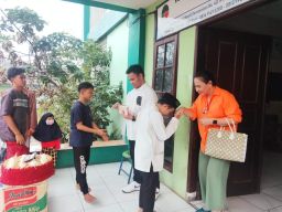 Asosiasi Penambang Nikel Indonesia Santuni Anak Aatim di YPMS