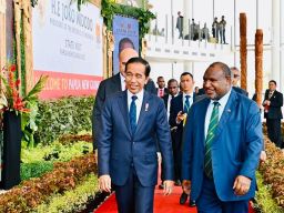 Di APEC Haus Papua Nugini, Presiden Jokowi Bertemu Empat Mata dengan PM Marape
