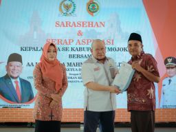 Asosiasi Kepala Desa Mojokerto Titip 7 Aspirasi pada Ketua DPD RI