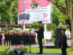 Pemkab dan Polres Banyuwangi Gelar Upacara Hari Bhayangkara ke-77
