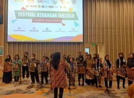 OJK Bersama D-Link Project Gelar Festival Keuangan Inklusif Jawa Timur 2023