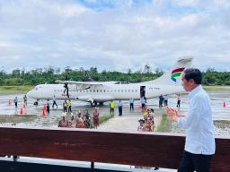 Jokowi ke Papua, Resmikan Bandar Udara Ewer di Kabupaten Asmat
