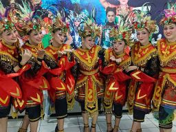 Kata Ipuk Fiestiandani, Banyuwangi Ethno Carnival Dirajut dengan Muhibah Budaya