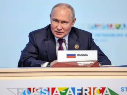 Putin Mengatakan, Politik dan Ekonomi Afrika Telah Tumbuh dan Disegani Dunia