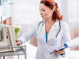 SCNP Alihkan 20 Persen sahamnya di OMP untuk Produksi AKD dalam Negeri