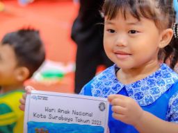 Puncak Hari Anak Nasional, Wali Kota Surabaya Eri Cahyadi Latih Keberanian Anak