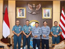 Kaskoarmada II Terima Kunjungan Kerja Rektor III Universitas Hang Tuah