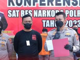 Pengedar Obat Sediaan Farmasi Ilegal di Subang Diringkus Polisi