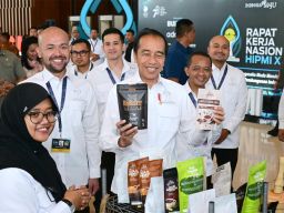 Jokowi Membuka Rakernas XVIII Himpunan Pengusaha Muda Indonesia