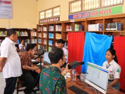 Lewat Kegiatan Jebolan, Disdukcapil Jembrana Sasar Pemula Kesekolah