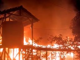 Terjadi Kebakaran di Desa Garunggang HSU, Dua Rumah Warga Ludes