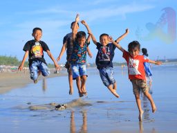 Healing ke Pantai Bisa Membuat Hidup Lebih Baik, Ini Faktanya