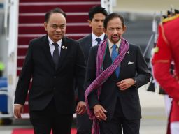 Sultan Brunei dan PM Malaysia Tiba di Jakarta untuk Mengikuti KTT ASEAN