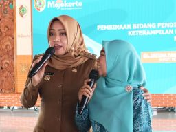 Bupati Ikfina Dorong Program Gelari Pelangi di Mojokerto