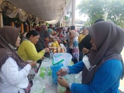 Hari Pangan Sedunia, Pemkot Surabaya Inisiasi Gerakan Pangan Murah di Sukomanunggal