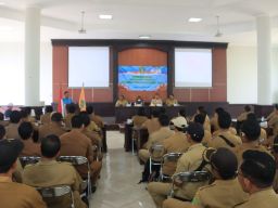 Bupati Tamba Buka Bimtek Peningkatan Kapasitas Kelian Dinas