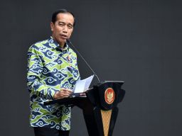 Membuka Investor Daily Summit 2023, Jokowi Tekankan Pentingnya Ekspor