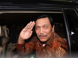 Luhut Sakit, Erick Thohir Gantikan Tugas-tugasnya