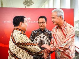 Mengejutkan, Jokowi Gelar Makan Siang Bersama Prabowo, Ganjar dan Anies