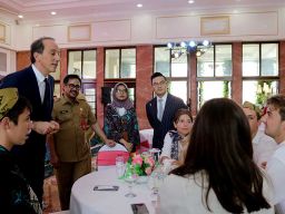 Sekda Surabaya Menyambut Kedatangan Duta Besar Prancis di Balai Kota