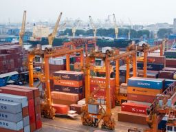 China Merchants Port Akuisisi 51% Saham PT Nusantara Pelabuhan Handal