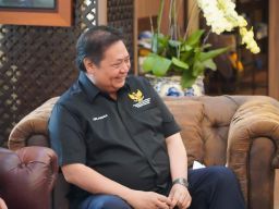 Kata Airlangga Hartarto, Masyarakat Tidak Perlu Takut Memanfaatkan Teknologi AI