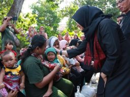 Ipuk Fiestiandani Salurkan Insentif Guru Ngaji Senilai Rp 9,8 Miliar