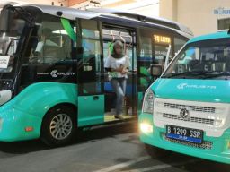 Bus Piala Dunia U-17 Surabaya Sukses Angkut Penonton dengan Antrean Super Panjang