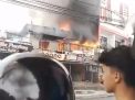 Kebakaran Hanguskan Toko Kue di Gunung Guntur Balikpapan