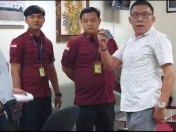 Kejati Bali Tangkap 5 Petugas Imigrasi yang Pungli Fasilitas Fast Track Bandara I Gusti Ngurah Rai