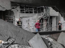 Zionis Israel Menjeda Serangan 4 Jam untuk Mengusir Warga Gaza dari Tanah Air Mereka