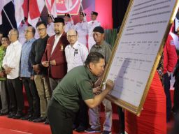 Forkopimda Jatim dan TNI Deklarasikan Komitmen Netralitas Menjelang Pemilu 2024