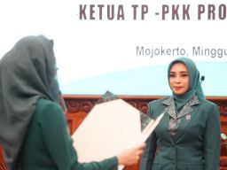 Arumi Lantik Ketua Tim Penggerak PKK Kota Mojokerto, Nia Wayanti Ali Kuncoro
