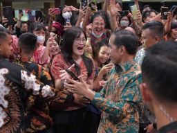 Jokowi Hadir di Puncak Peringatan Natal Nasional di Gereja Bethany Nginden, Surabaya