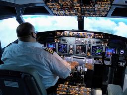 Danpuspenerbal Tinjau Kesiapan Flight Simulator di Senerbal Juanda