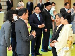 Pada Acara Minum Teh di Istana Tokyo, Jokowi Bikin Tertawa Kaisar Naruhito dan Para Tamu