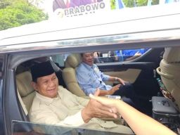 Prabowo Tidak Berani Klaim Jokowi, Tapi Ajudan Jokowi Kini Menjadi Ajudan Prabowo