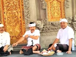 Puri Agung Ubud Restui Calon DPD RI I Made Kerta Suwirya untuk Memperjuangkan Aspirasi Seniman Bali