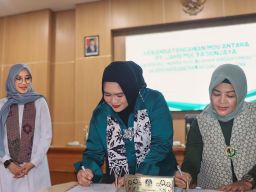 Bandara Banyuwangi Siap Layani Umroh, Ipuk Fiestiandani Sebut Jemaah Tidak Perlu ke Surabaya