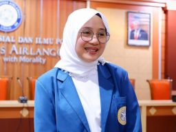 Ipuk Fiestiandani Raih Gelar Magister Kebijakan Publik dari Universitas Airlangga
