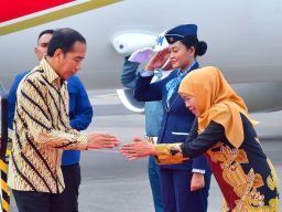 Jokowi Hadiri Konvensi Kampus dan Temu Tahunan FRI 2024 di Unesa Lidah Wetan